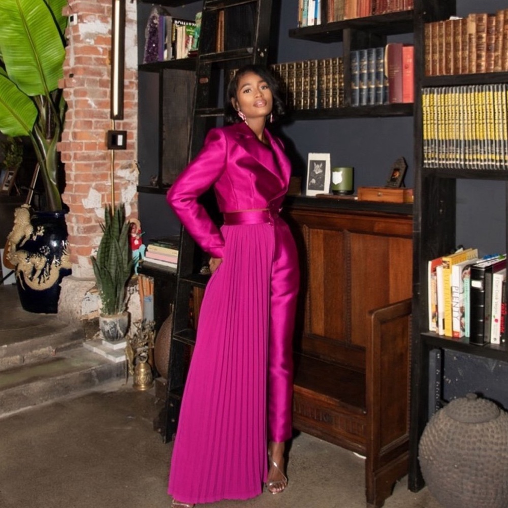 The Brand Label Women Pants Suit